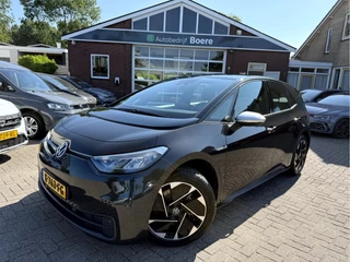 Hoofdafbeelding Volkswagen ID.3 Volkswagen ID.3 First 58 kWh 18''Lmv, Trekhaak, Stoelverwarming, App Connect