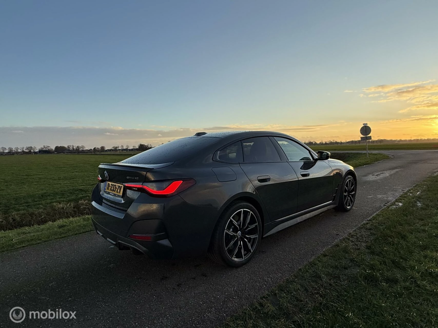 Hoofdafbeelding BMW i4