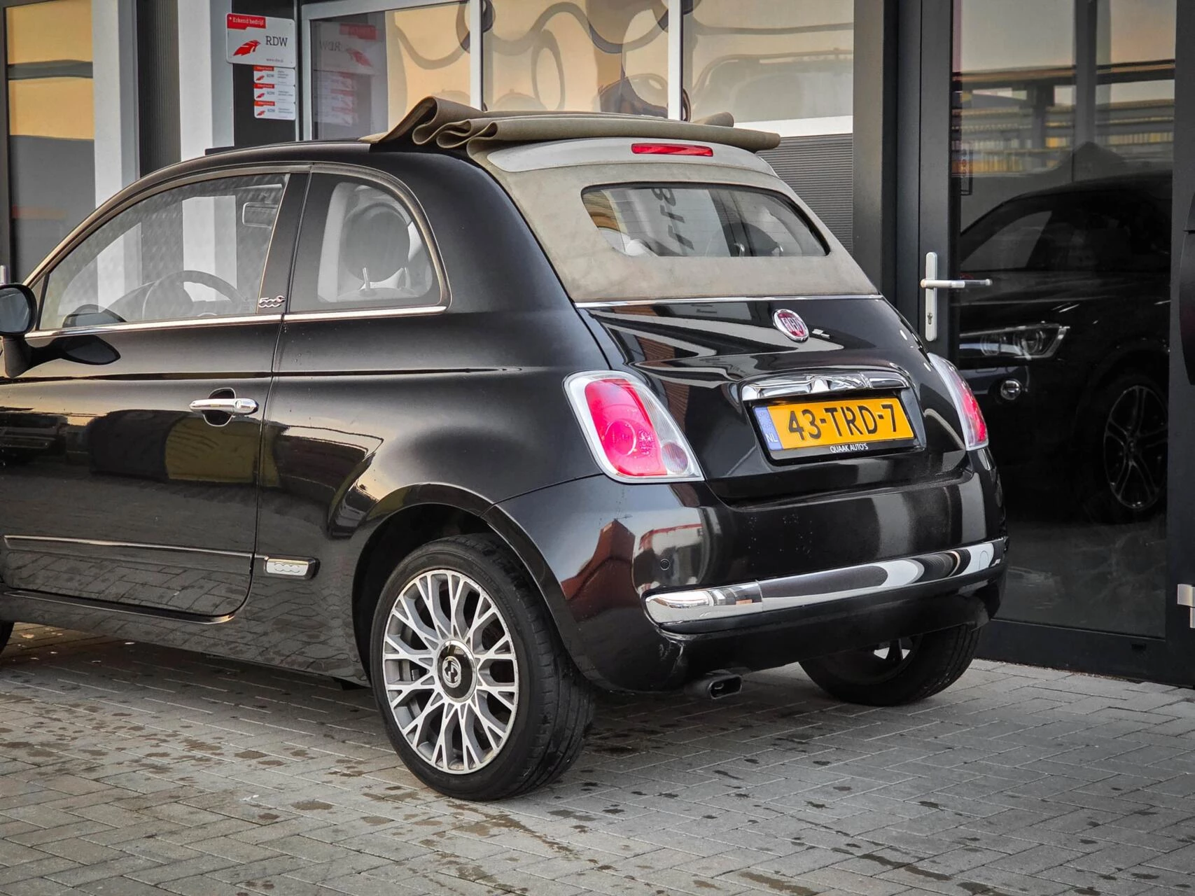 Hoofdafbeelding Fiat 500C