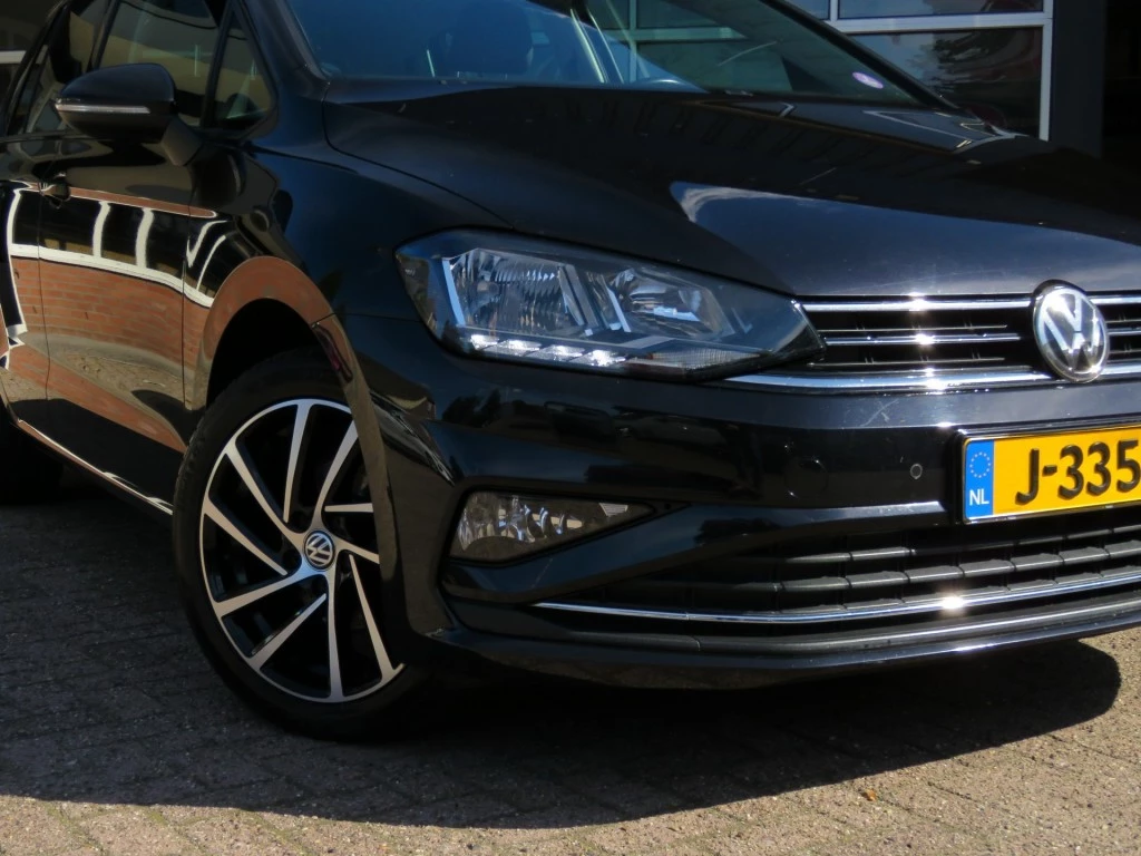 Hoofdafbeelding Volkswagen Golf Sportsvan
