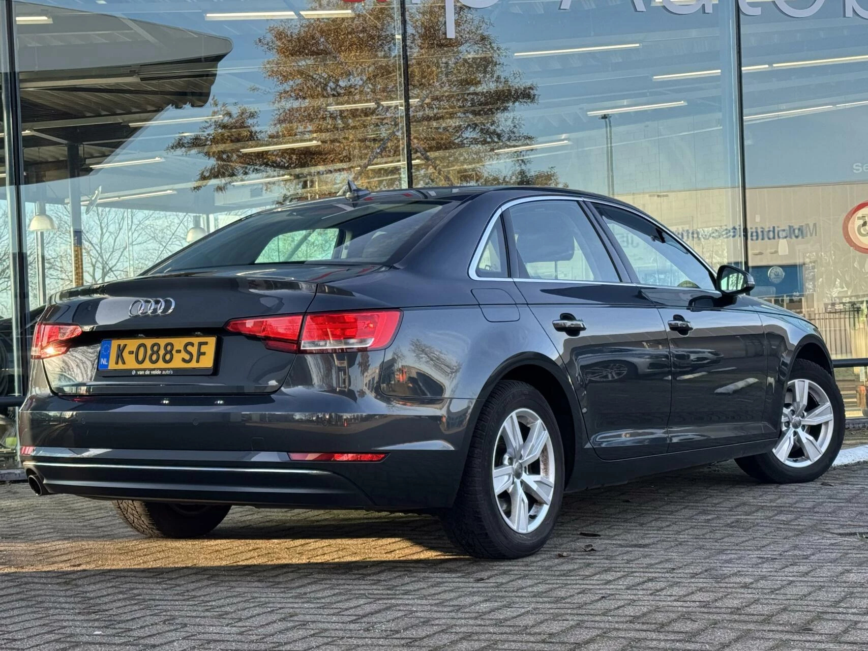 Hoofdafbeelding Audi A4