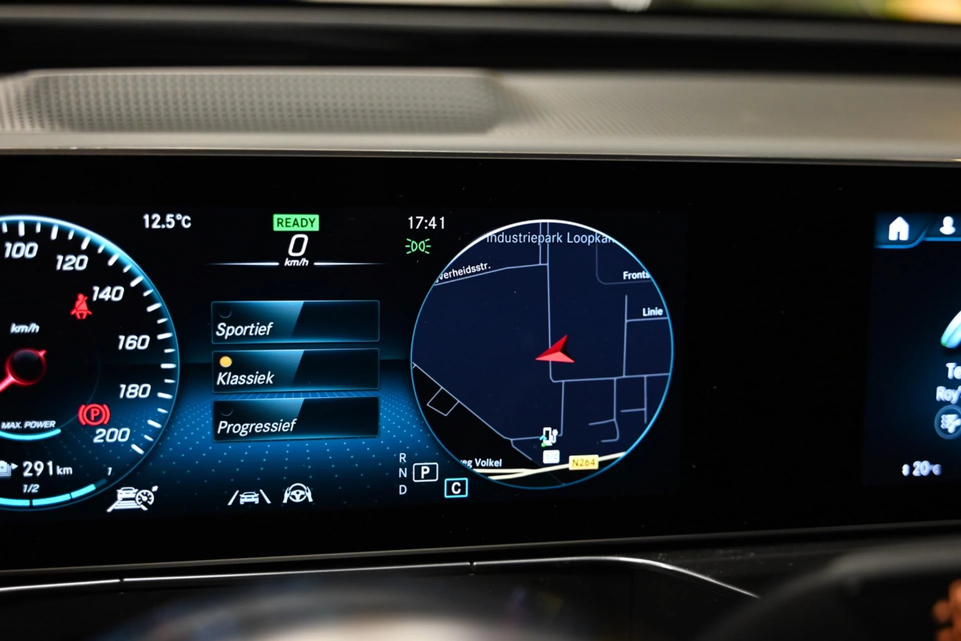 Hoofdafbeelding Mercedes-Benz EQC