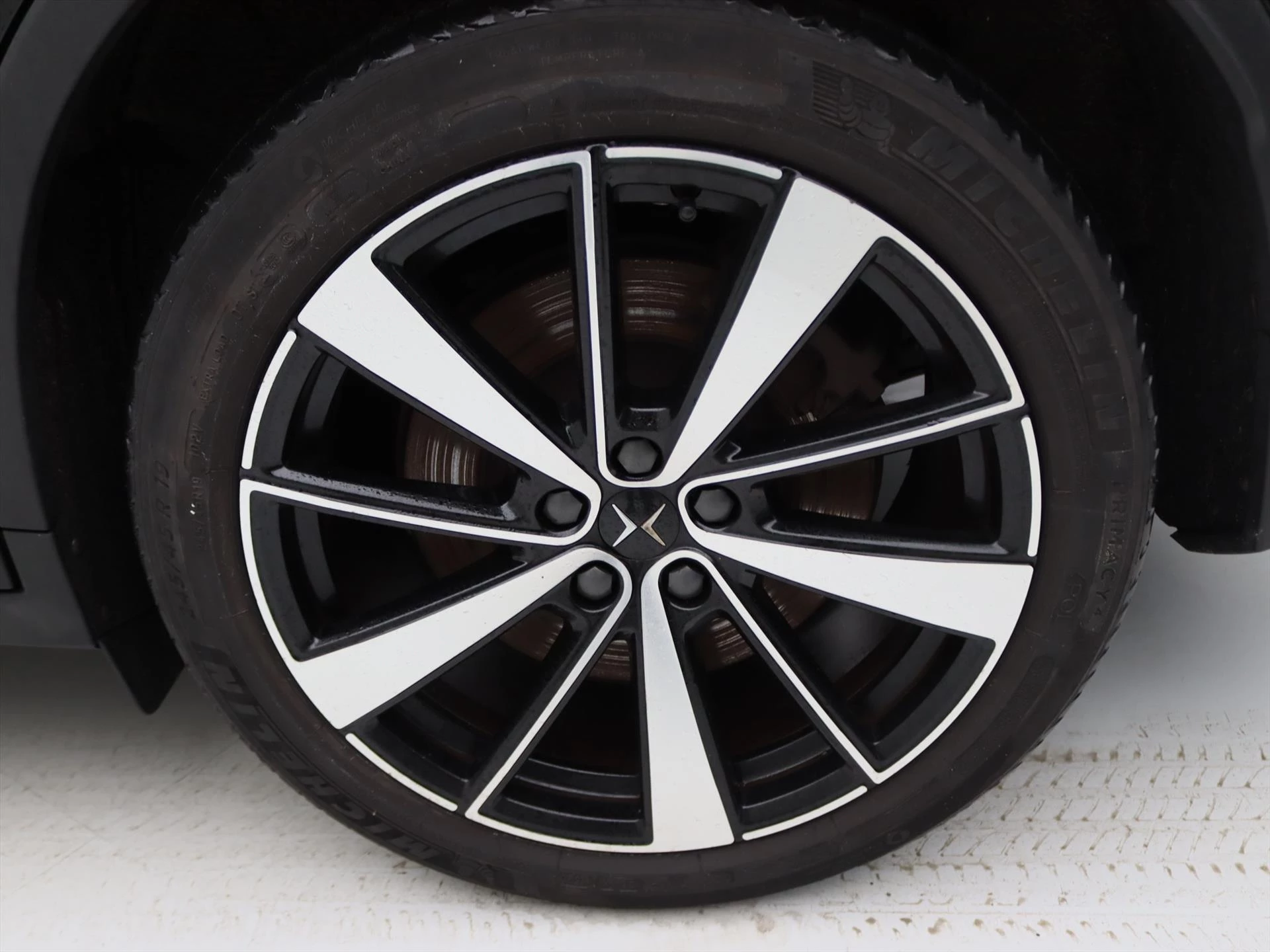 Hoofdafbeelding Polestar 2