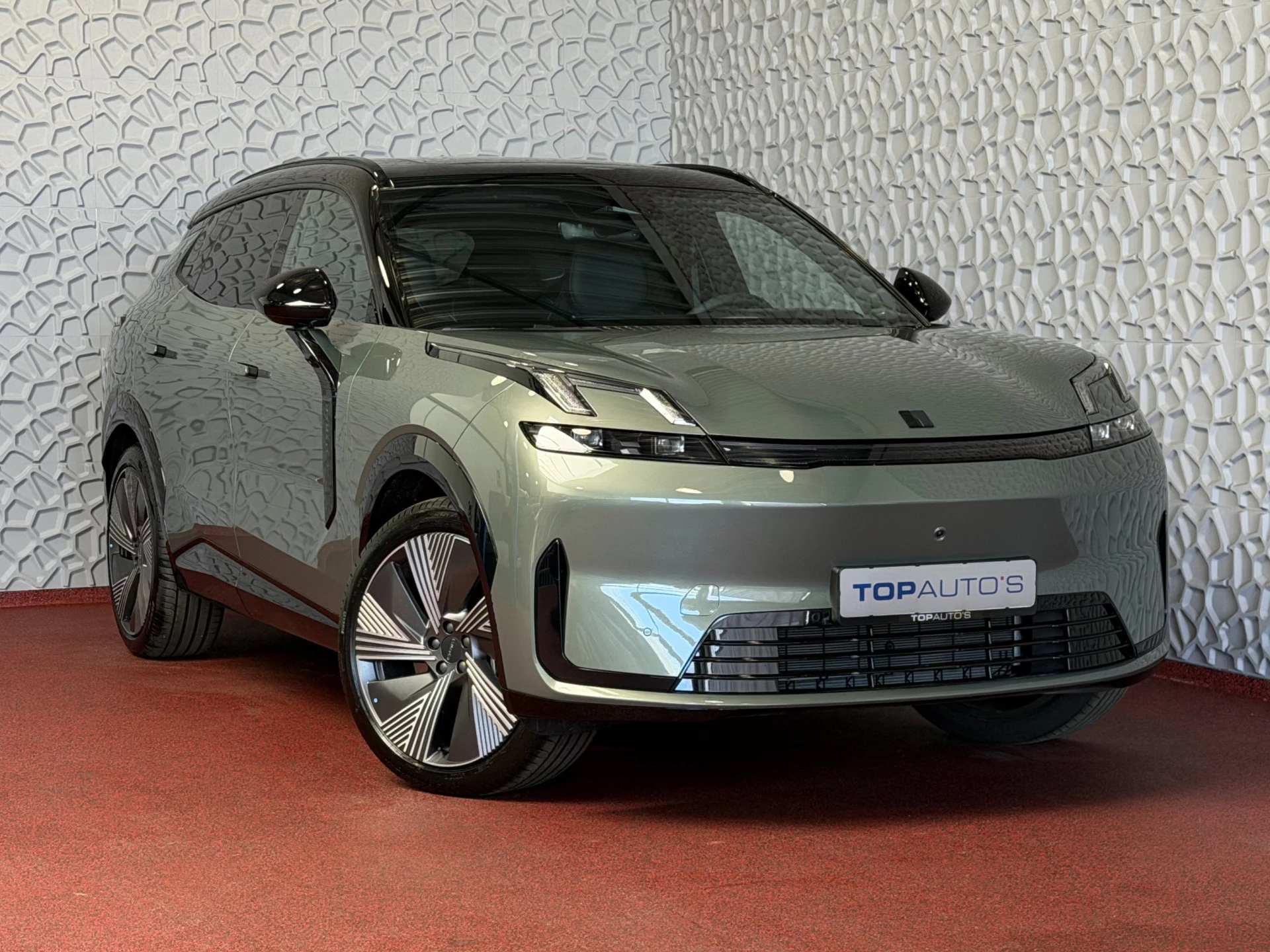 Hoofdafbeelding Lynk & Co 08