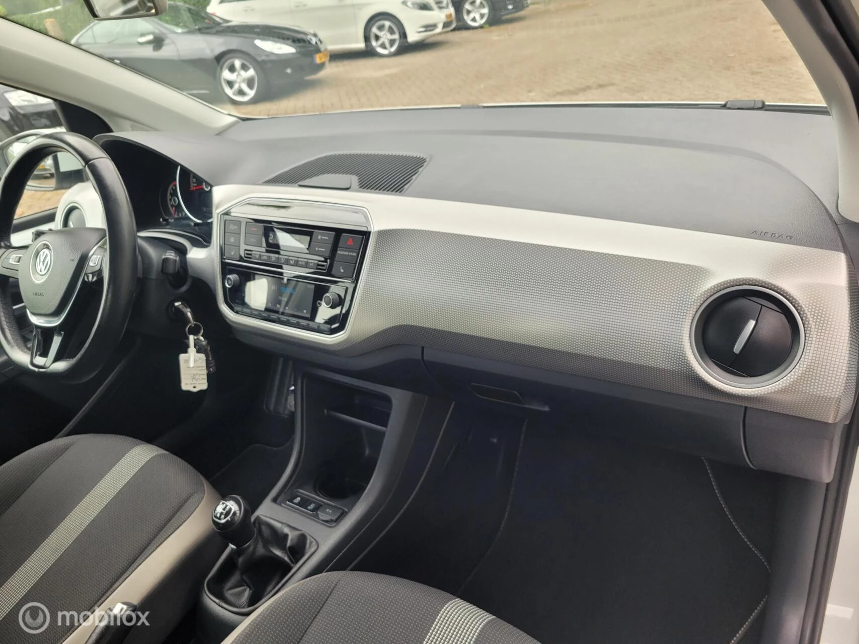 Hoofdafbeelding Volkswagen up!