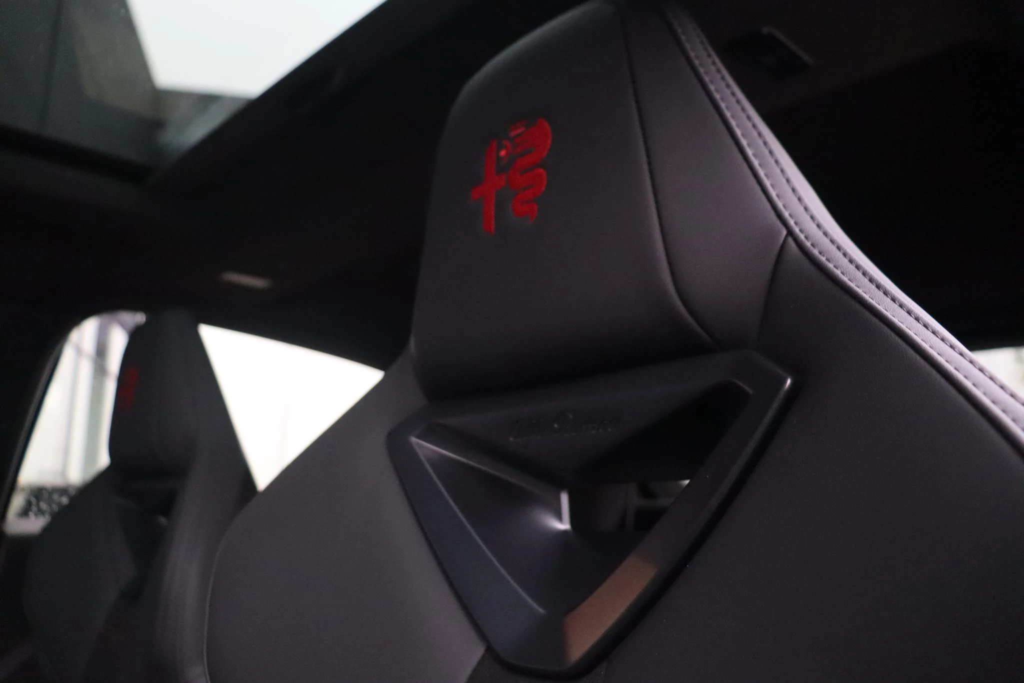 Hoofdafbeelding Alfa Romeo Junior