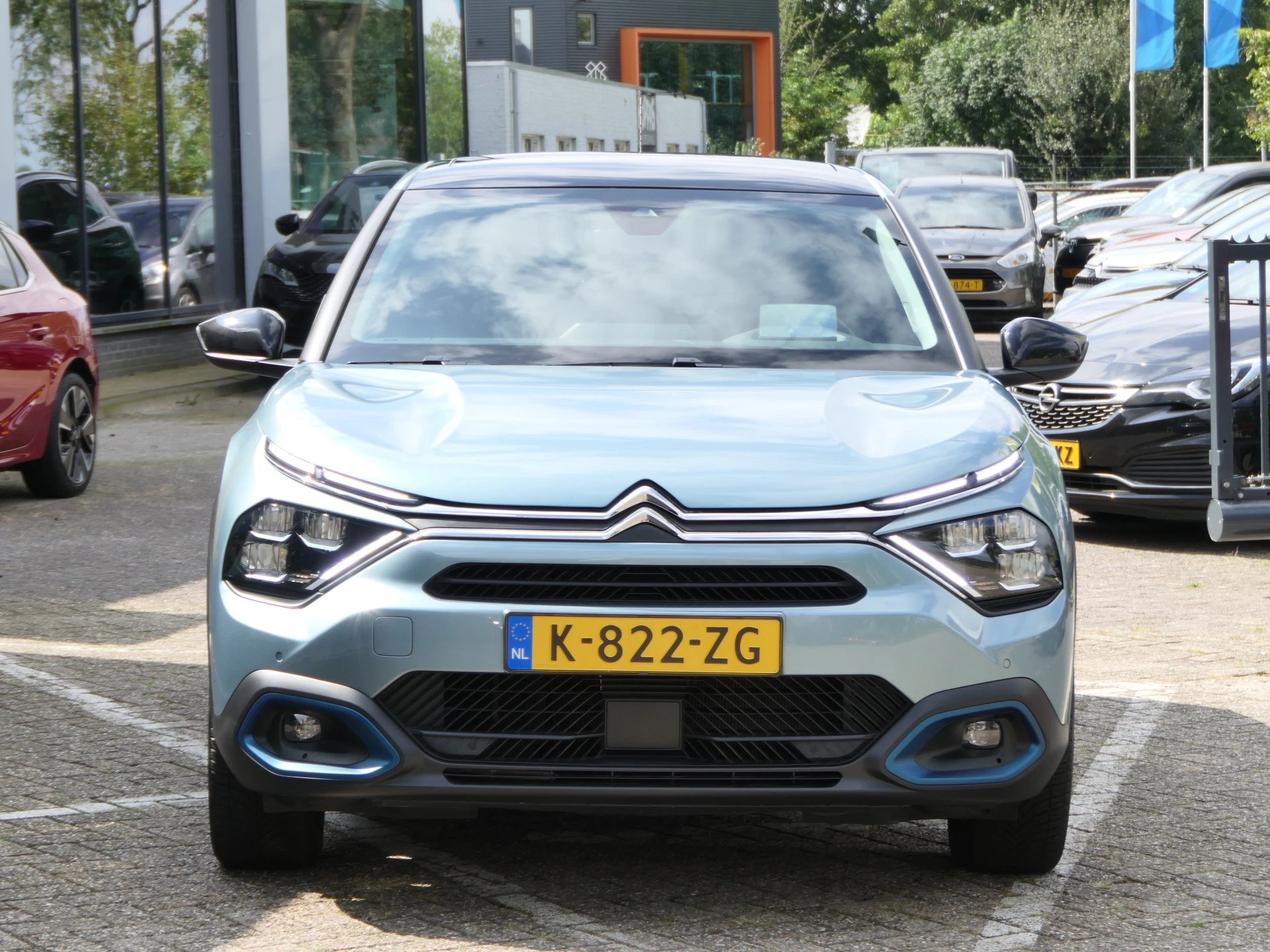 Hoofdafbeelding Citroën Ë-C4