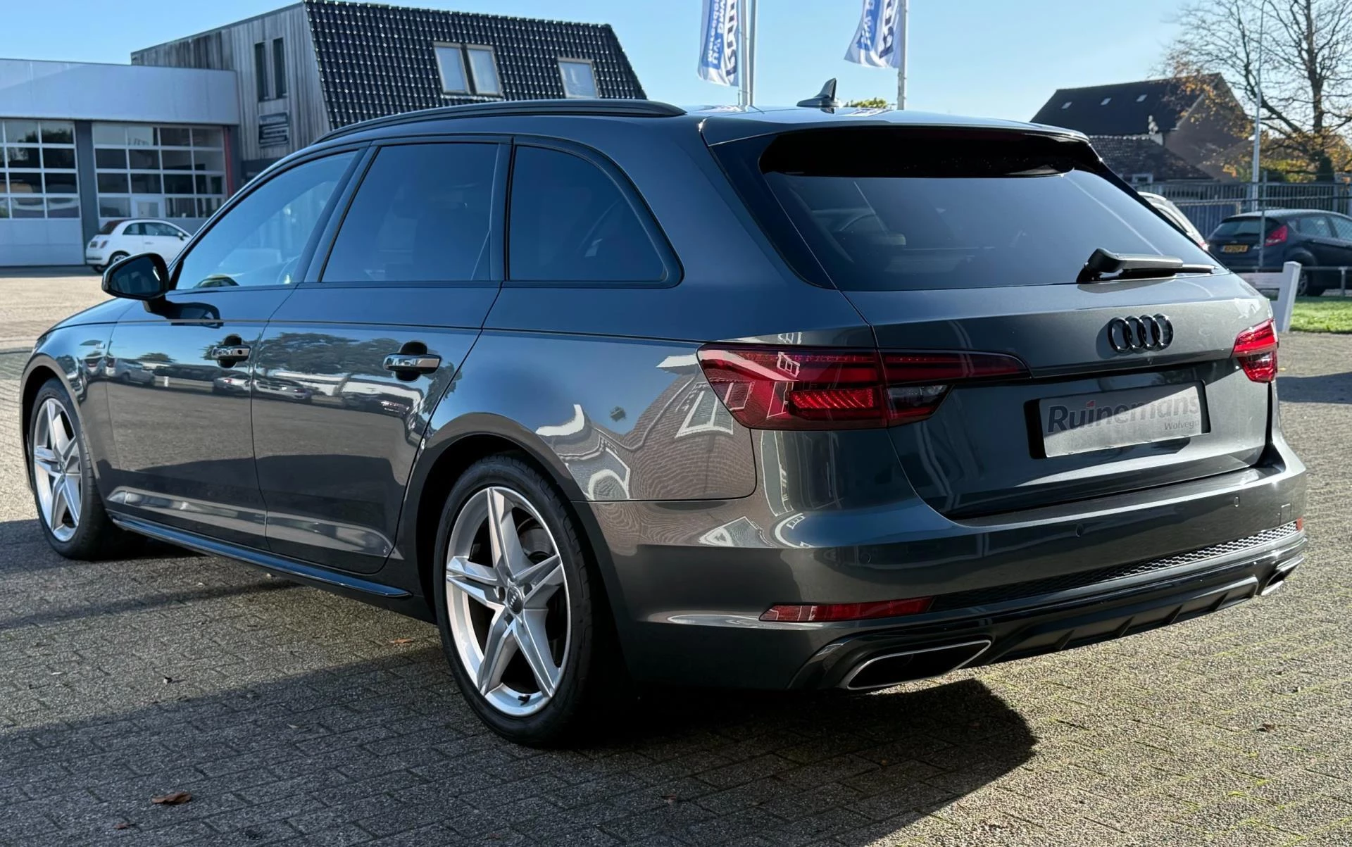 Hoofdafbeelding Audi A4