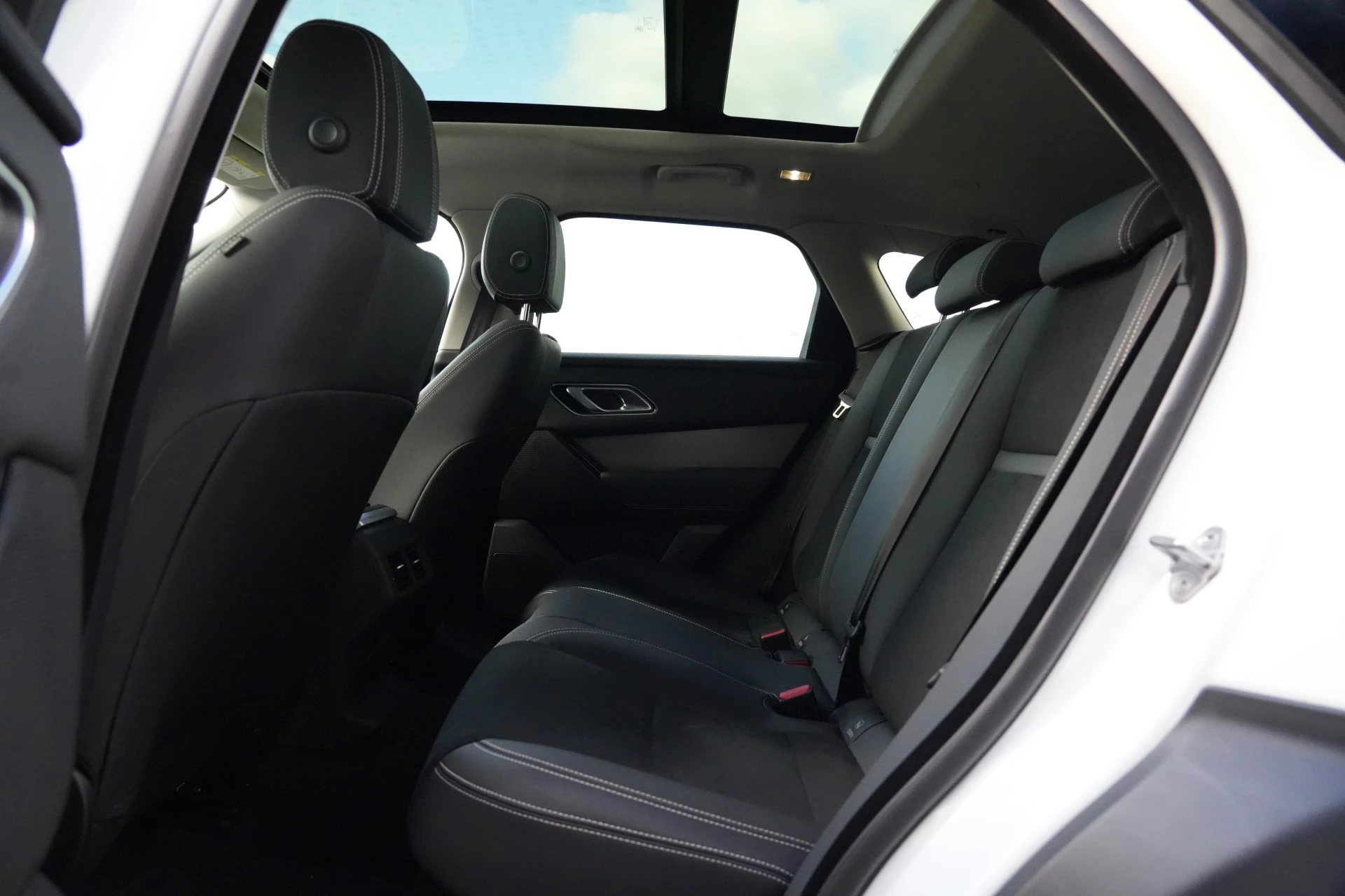 Hoofdafbeelding Land Rover Range Rover Velar