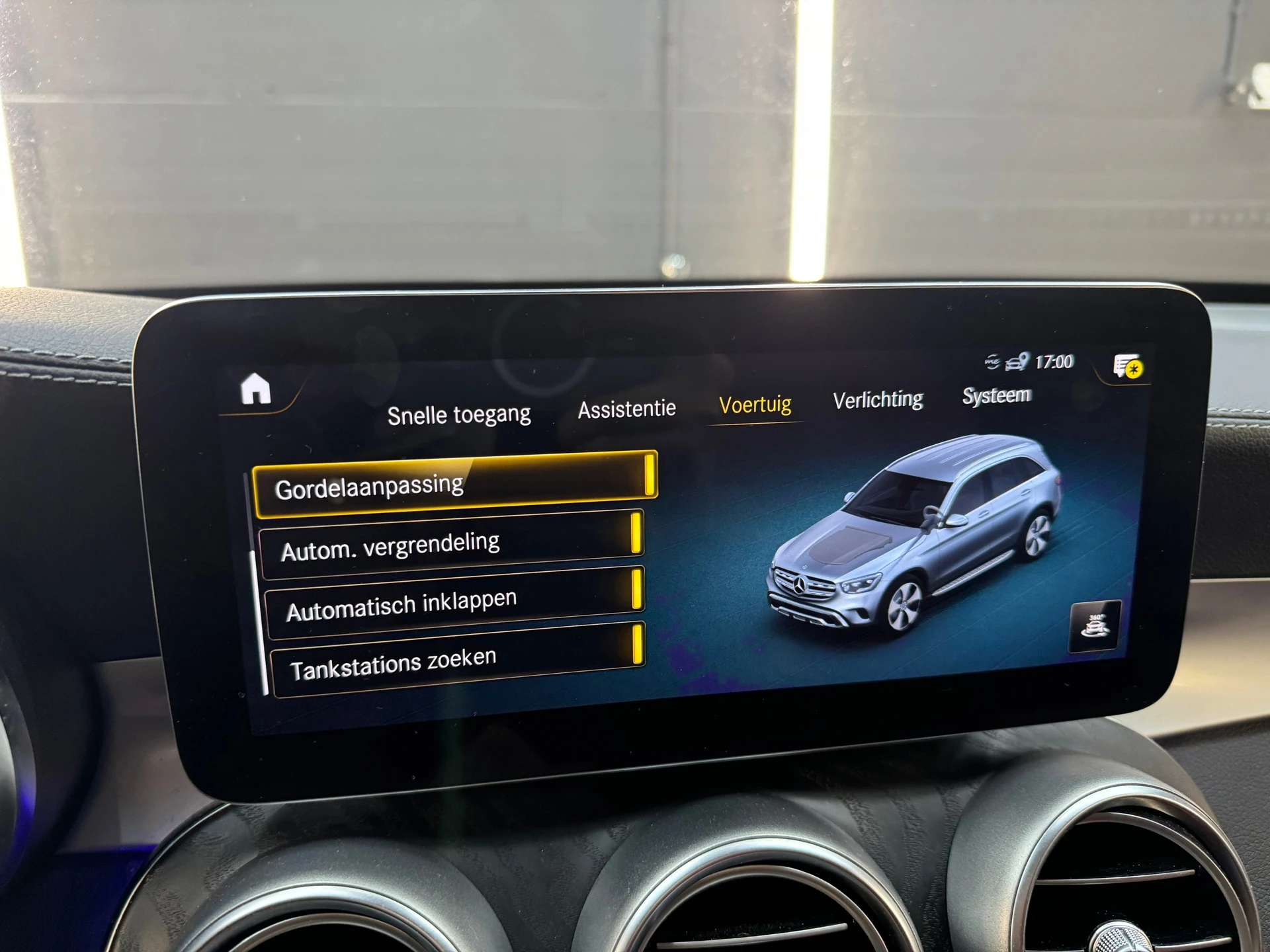 Hoofdafbeelding Mercedes-Benz GLC