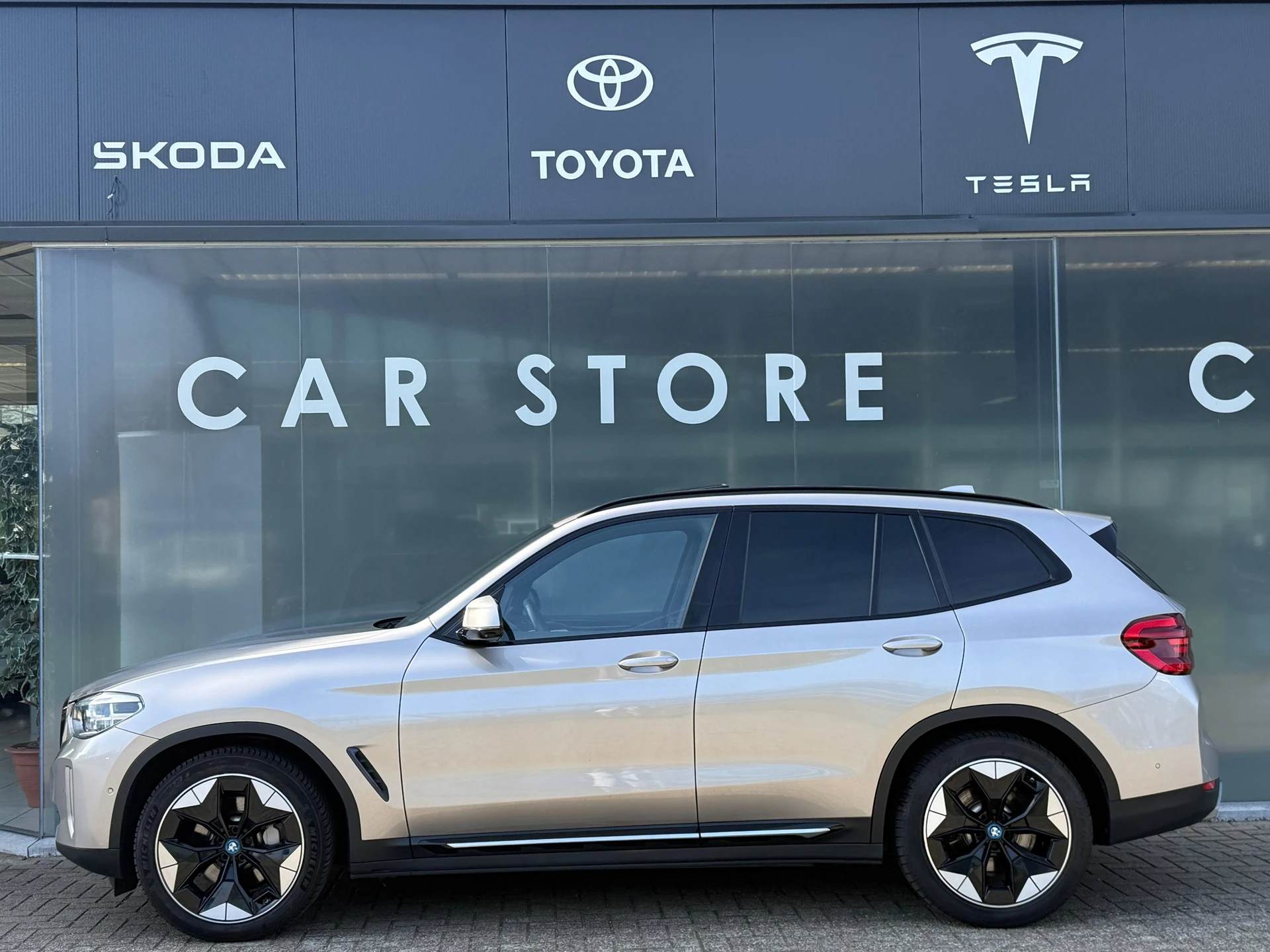 Hoofdafbeelding BMW iX3