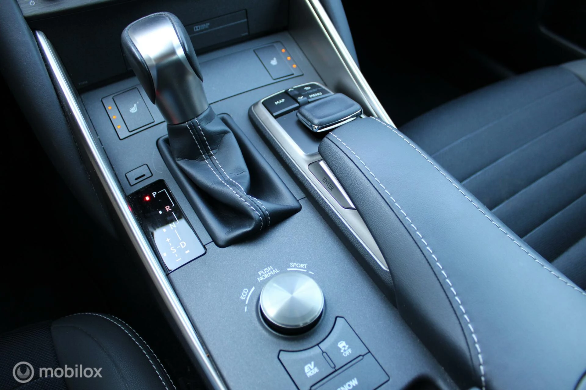 Hoofdafbeelding Lexus IS