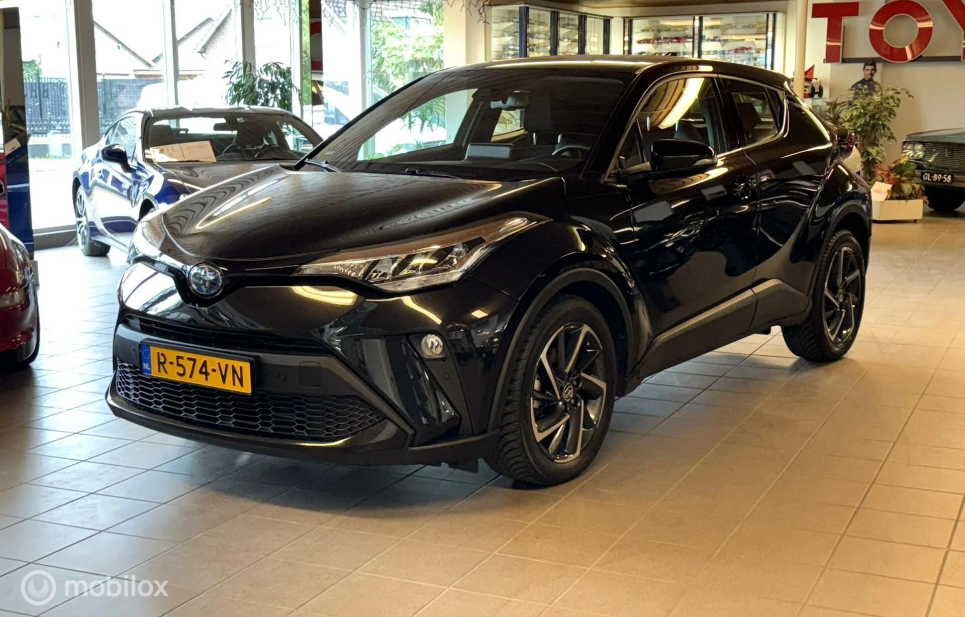 Hoofdafbeelding Toyota C-HR