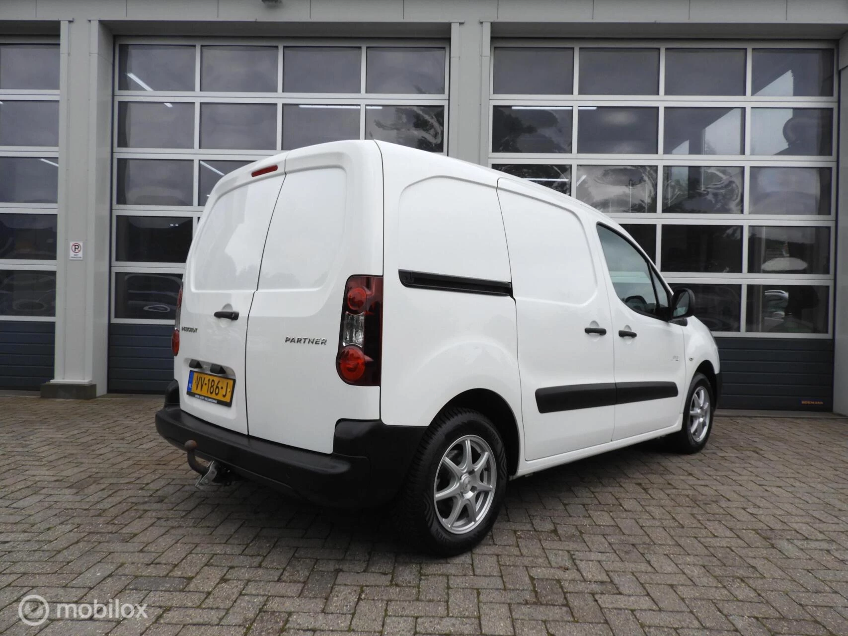 Hoofdafbeelding Peugeot Partner
