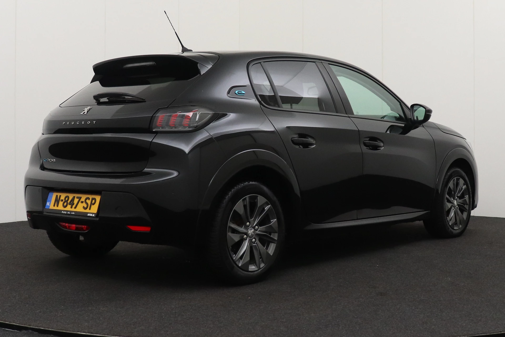 Hoofdafbeelding Peugeot e-208