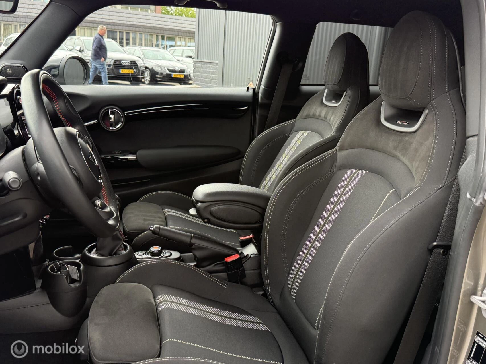 Hoofdafbeelding MINI Cooper