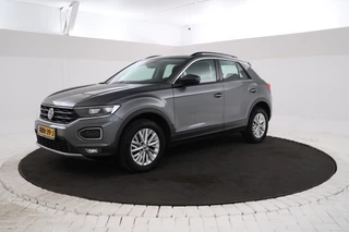 Volkswagen T-Roc 1.6 TDI Style Business Cruise Control, Panoramadak, Trekhaak, Airco, Parkeersensoren