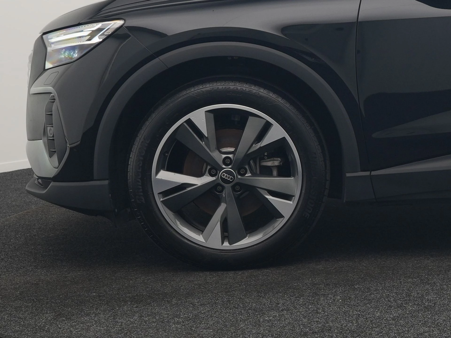 Hoofdafbeelding Audi Q4 e-tron