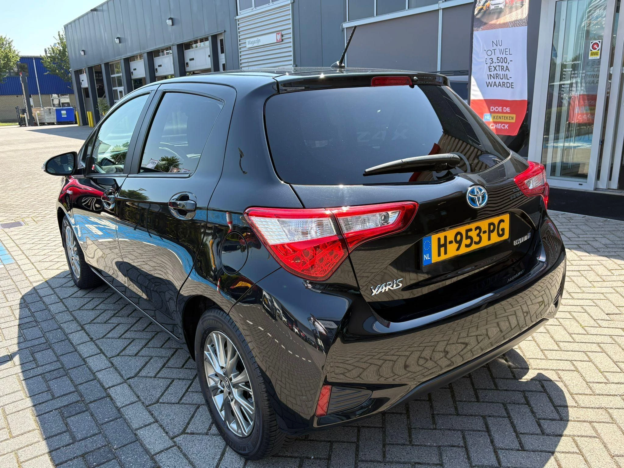 Hoofdafbeelding Toyota Yaris