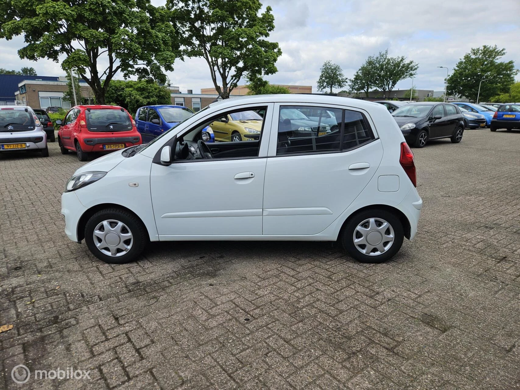 Hoofdafbeelding Hyundai i10