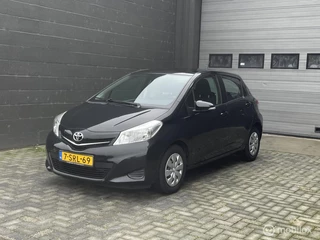 Toyota Yaris 1.0 VVT-i Now | AIRCO | Dealer onderhouden |