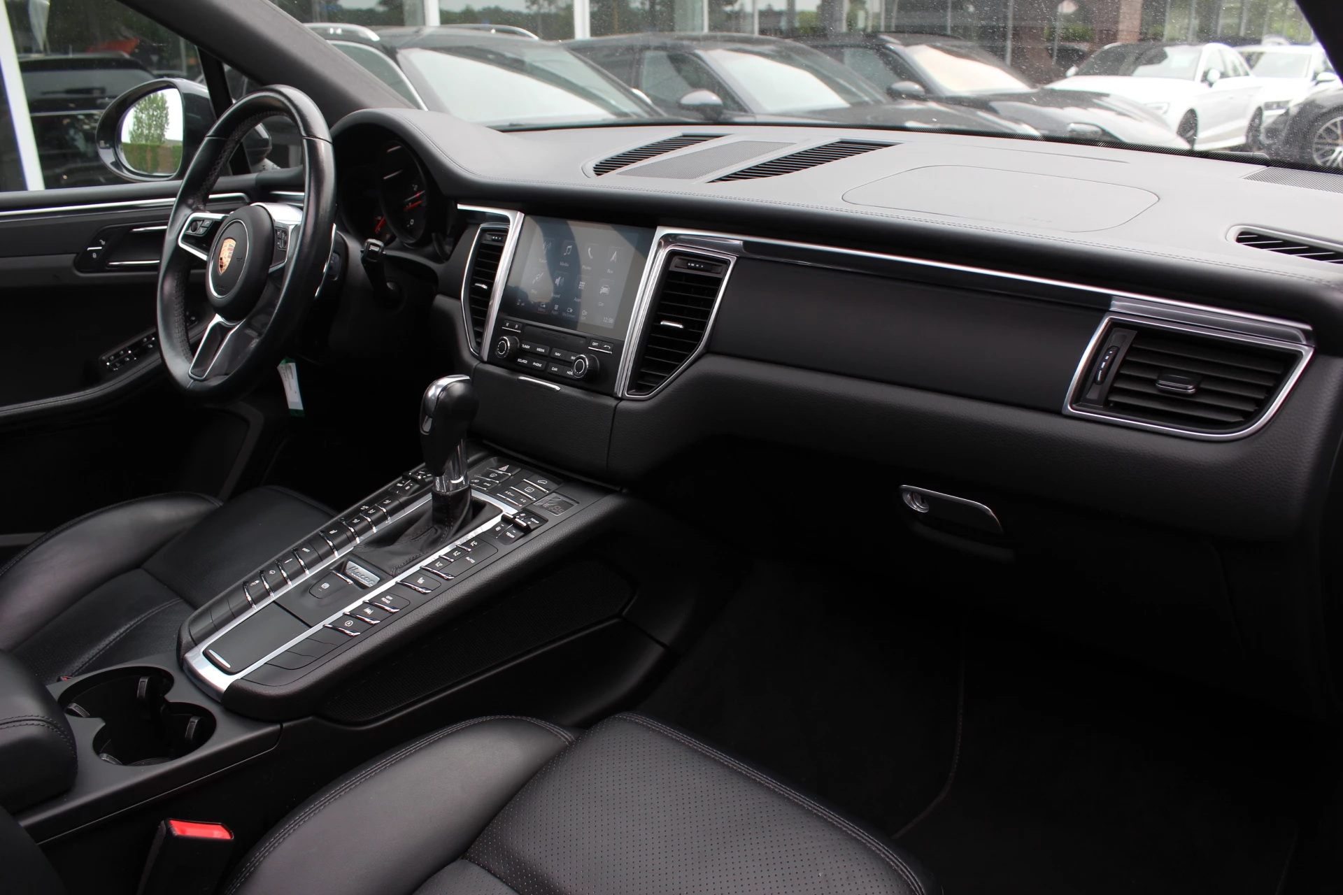 Hoofdafbeelding Porsche Macan