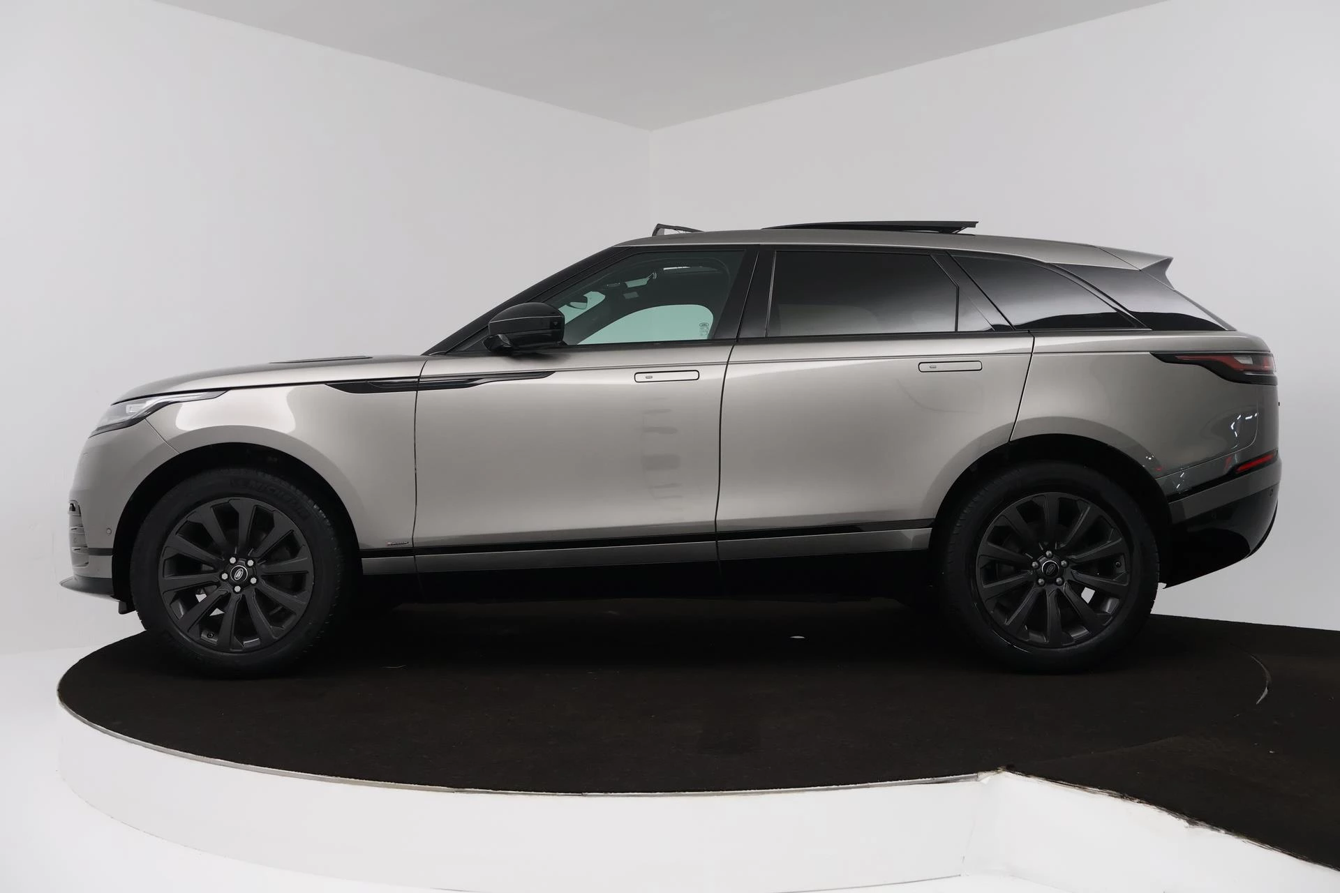 Hoofdafbeelding Land Rover Range Rover Velar
