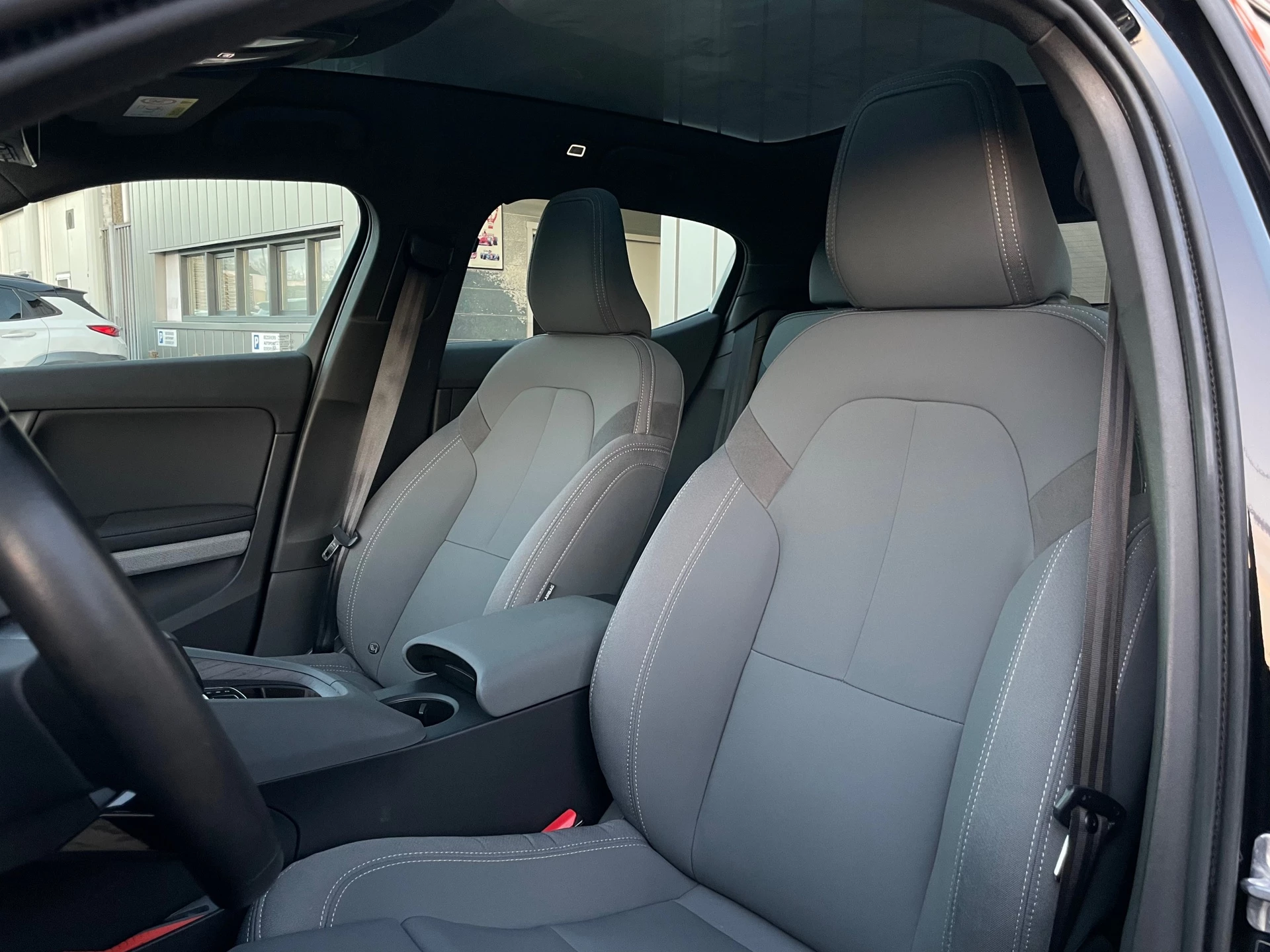 Hoofdafbeelding Polestar 2