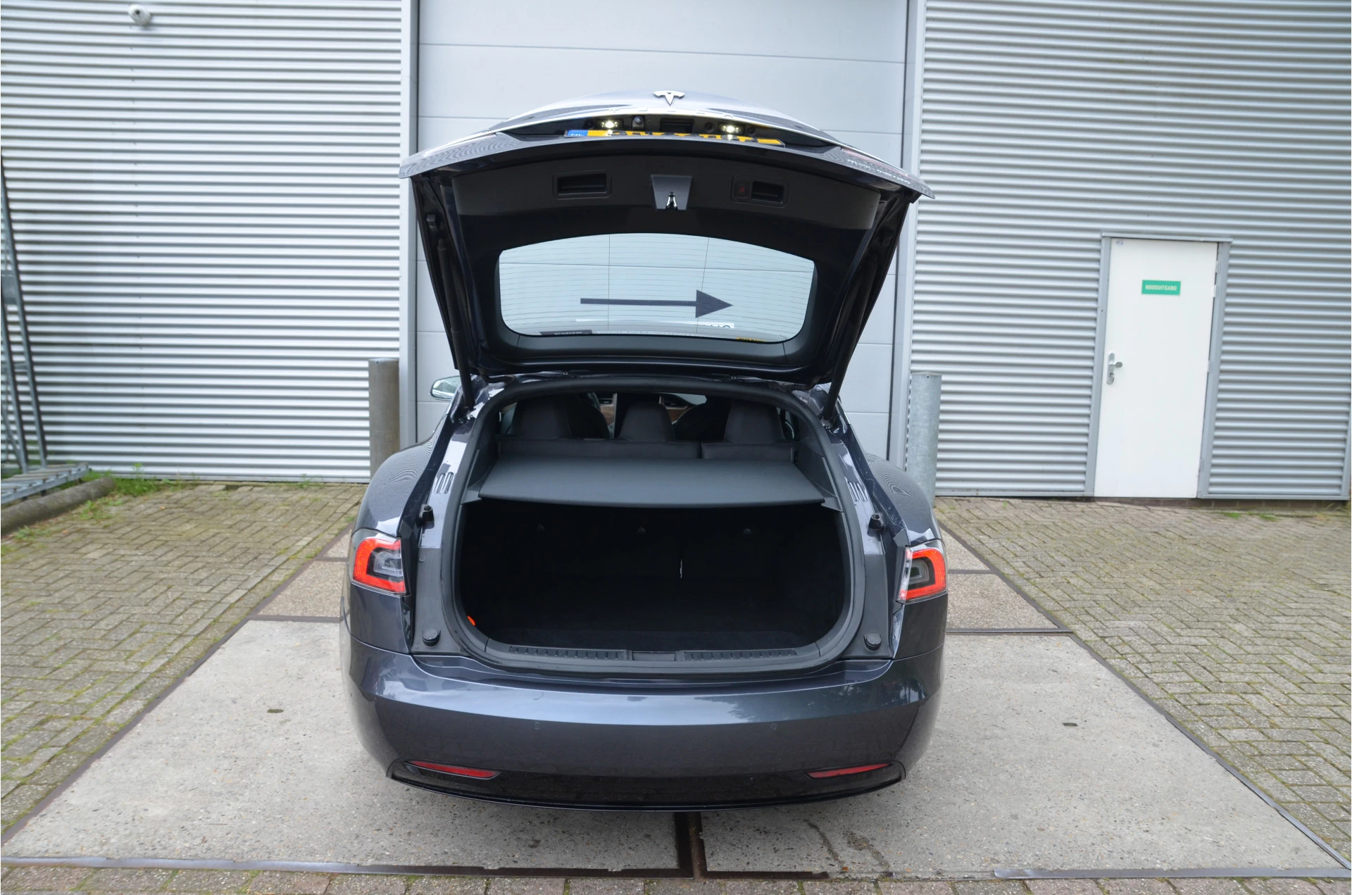 Hoofdafbeelding Tesla Model S