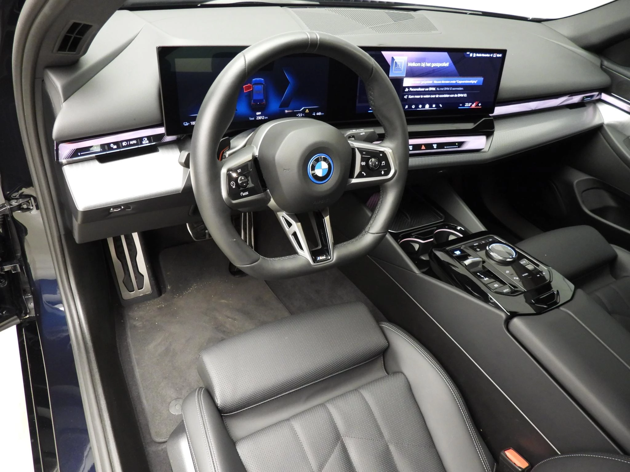 Hoofdafbeelding BMW i5