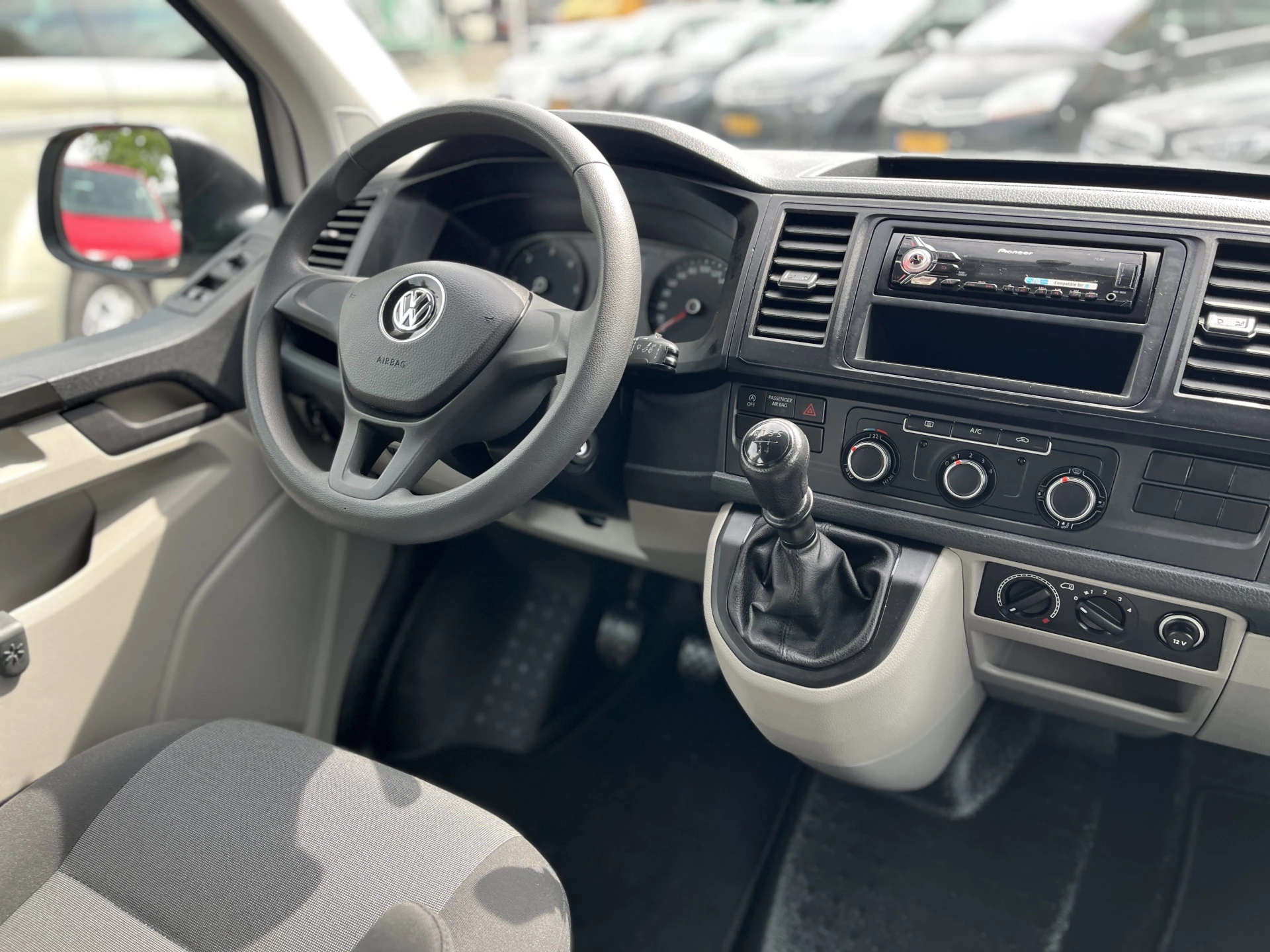 Hoofdafbeelding Volkswagen Transporter