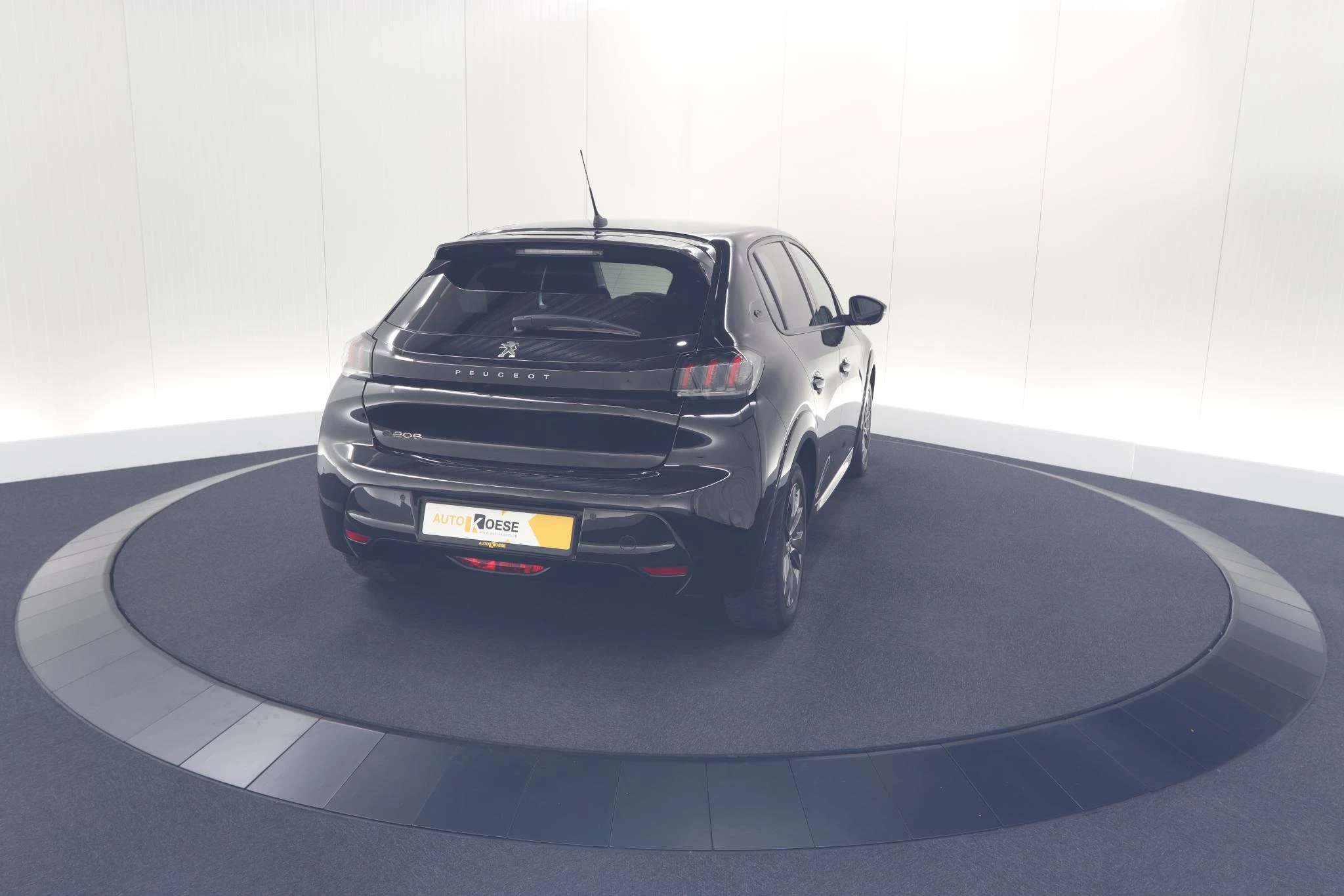 Hoofdafbeelding Peugeot e-208