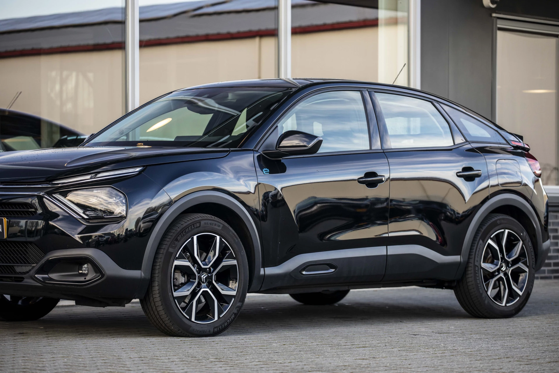 Hoofdafbeelding Citroën ë-C4