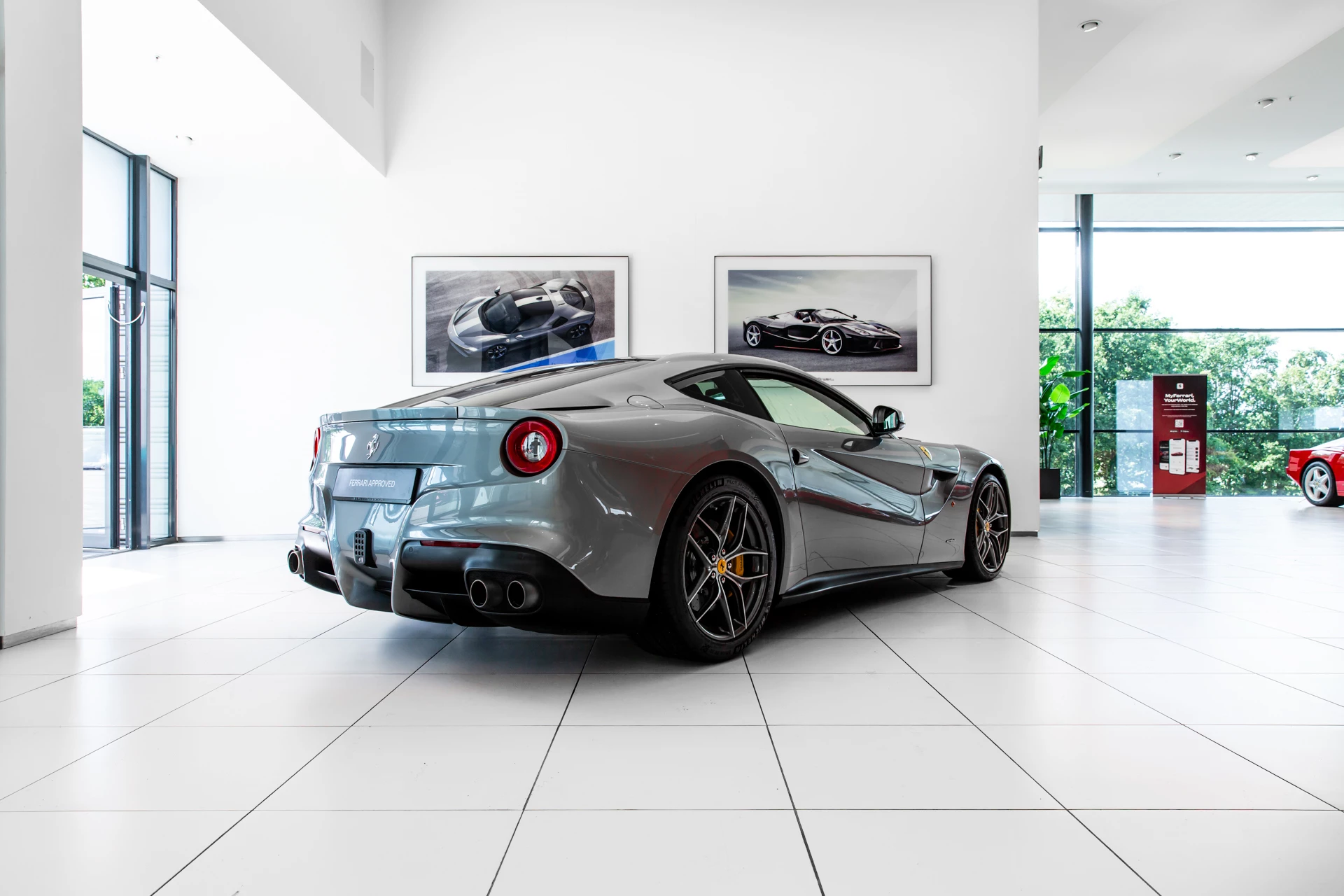 Hoofdafbeelding Ferrari F12