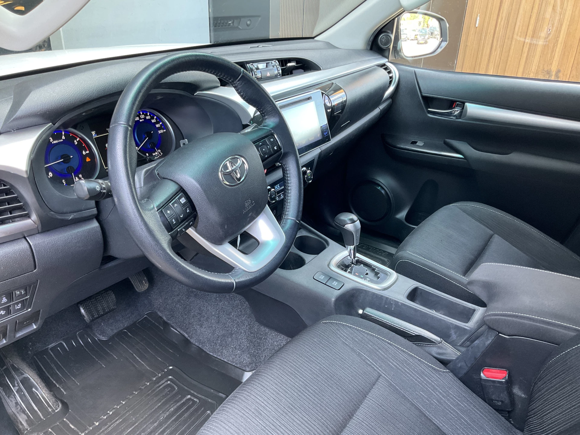 Hoofdafbeelding Toyota Hilux