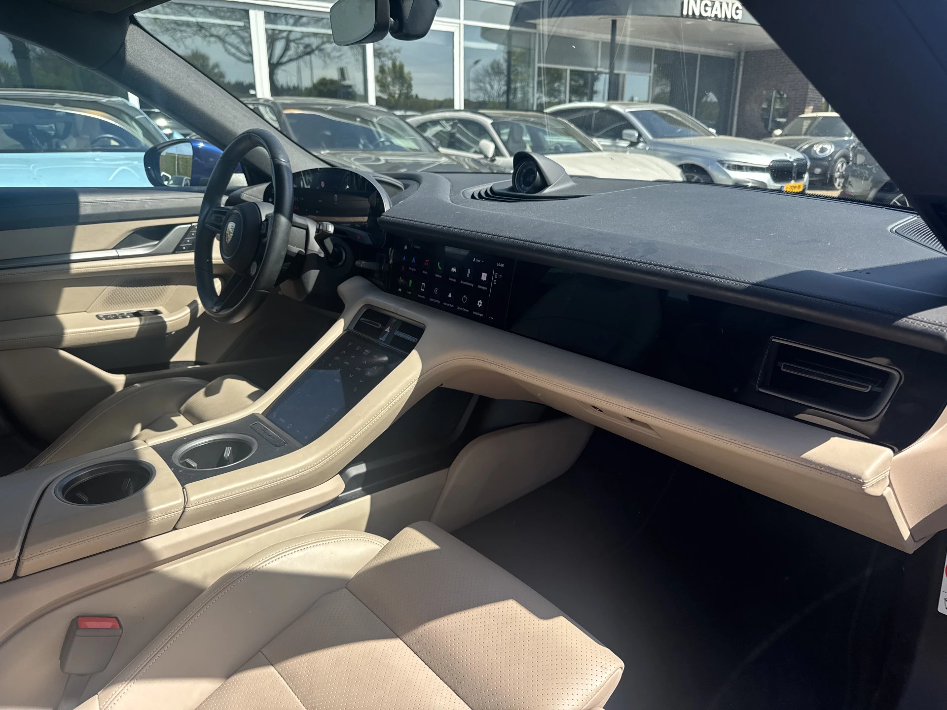 Hoofdafbeelding Porsche Taycan