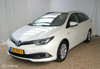 Toyota Auris 1.8 Hybrid Lease Pro