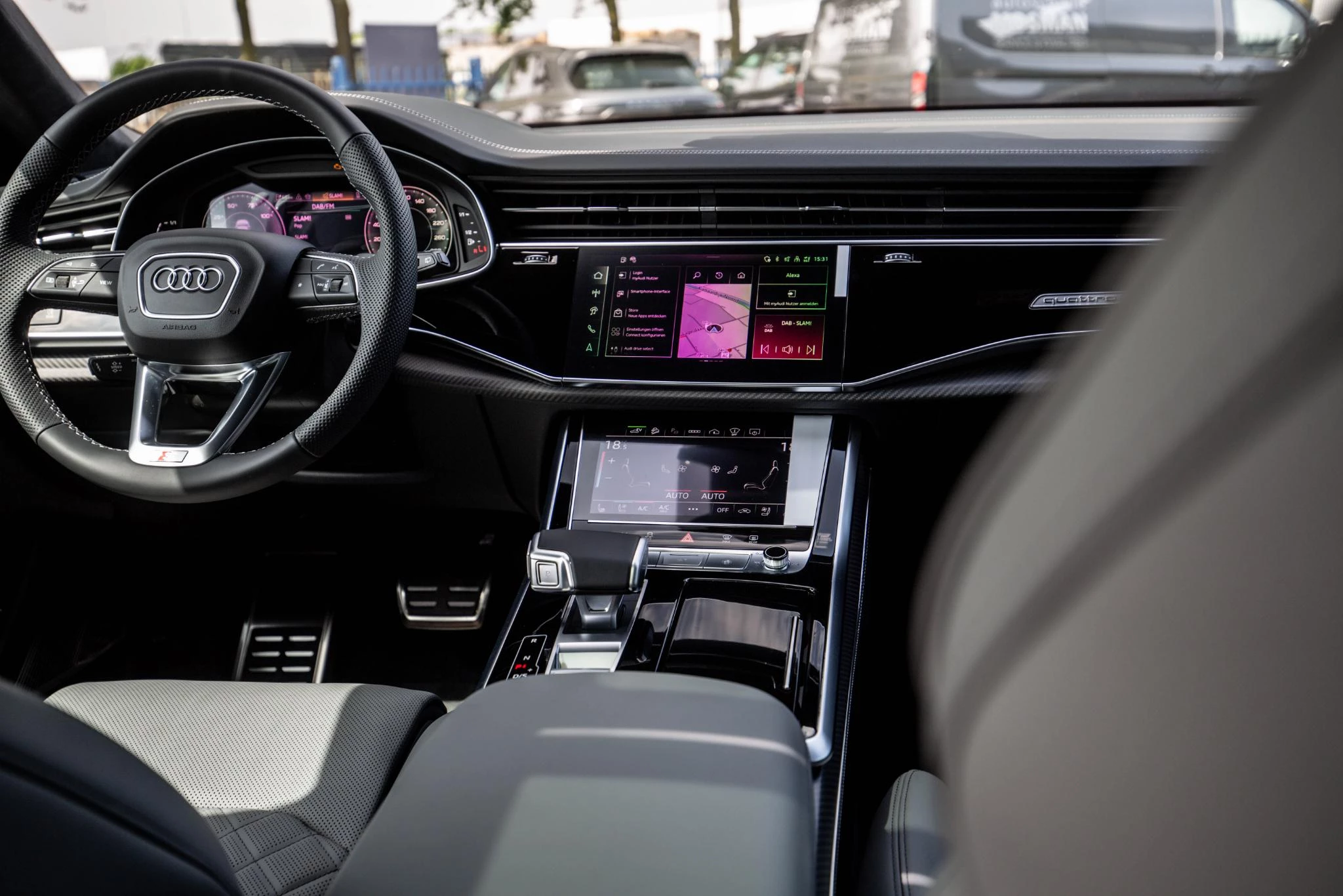 Hoofdafbeelding Audi Q8