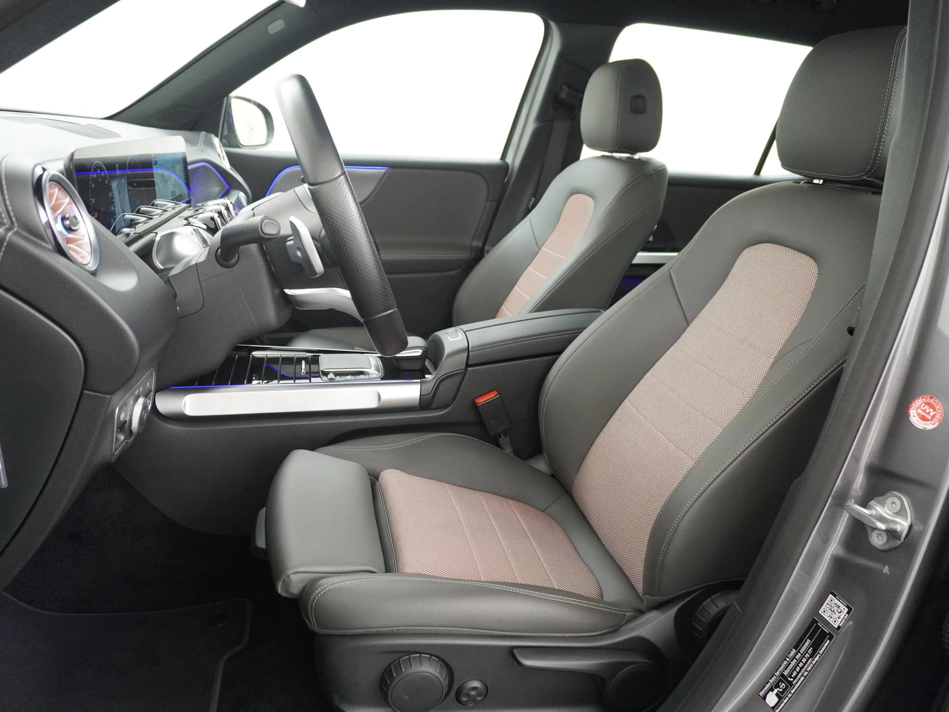 Hoofdafbeelding Mercedes-Benz EQB