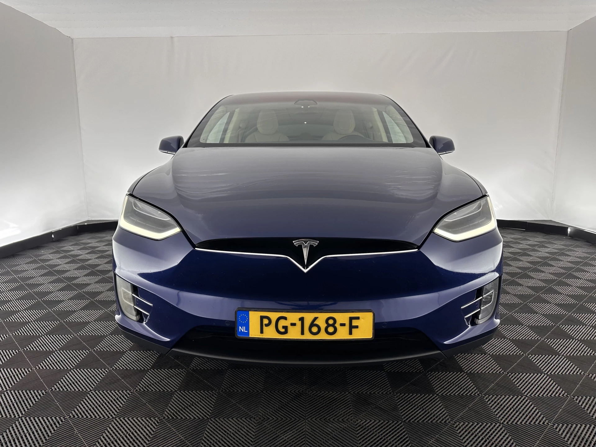 Hoofdafbeelding Tesla Model X