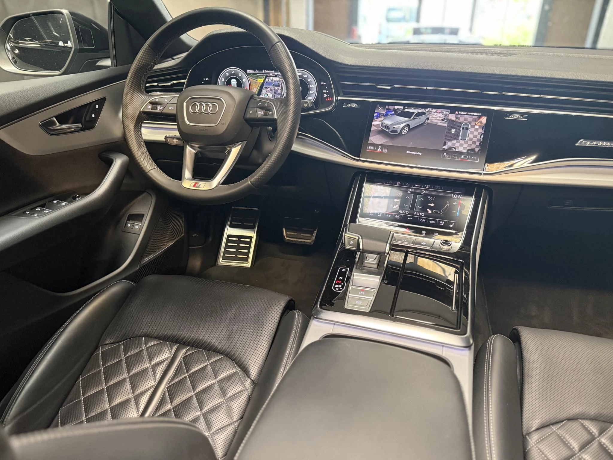 Hoofdafbeelding Audi Q8