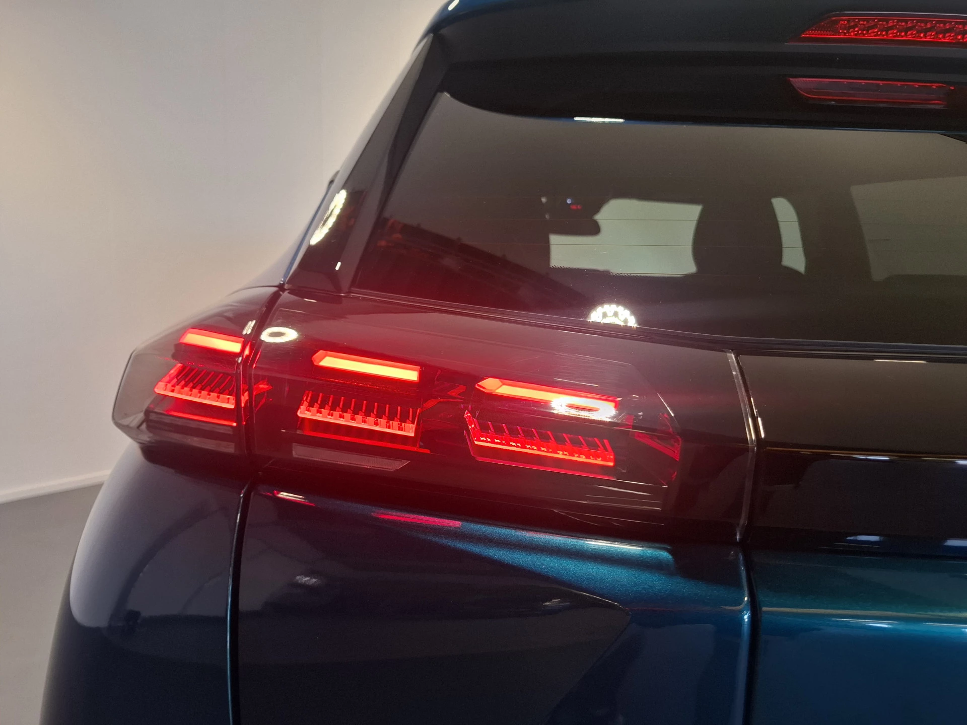 Hoofdafbeelding Peugeot e-2008