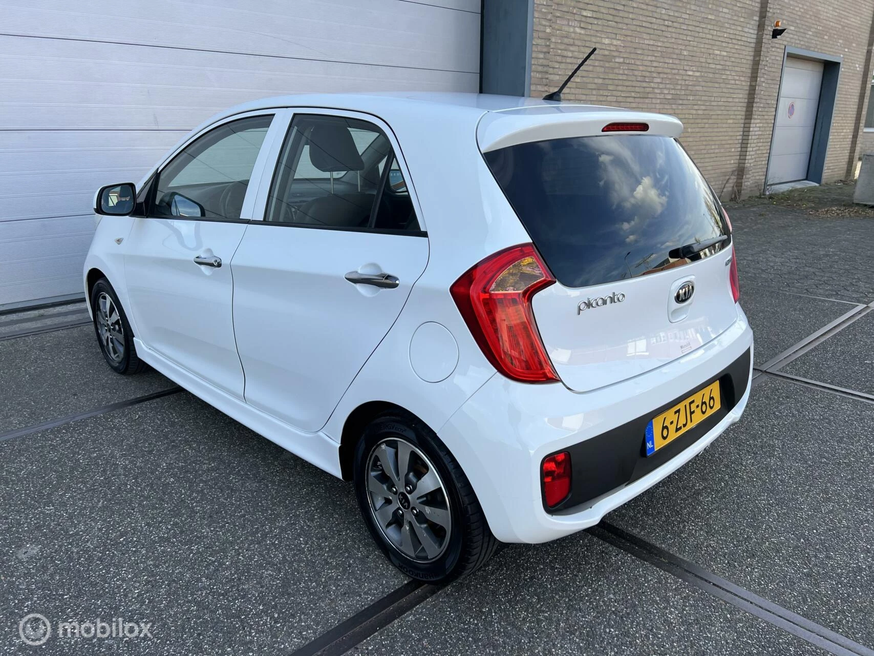 Hoofdafbeelding Kia Picanto