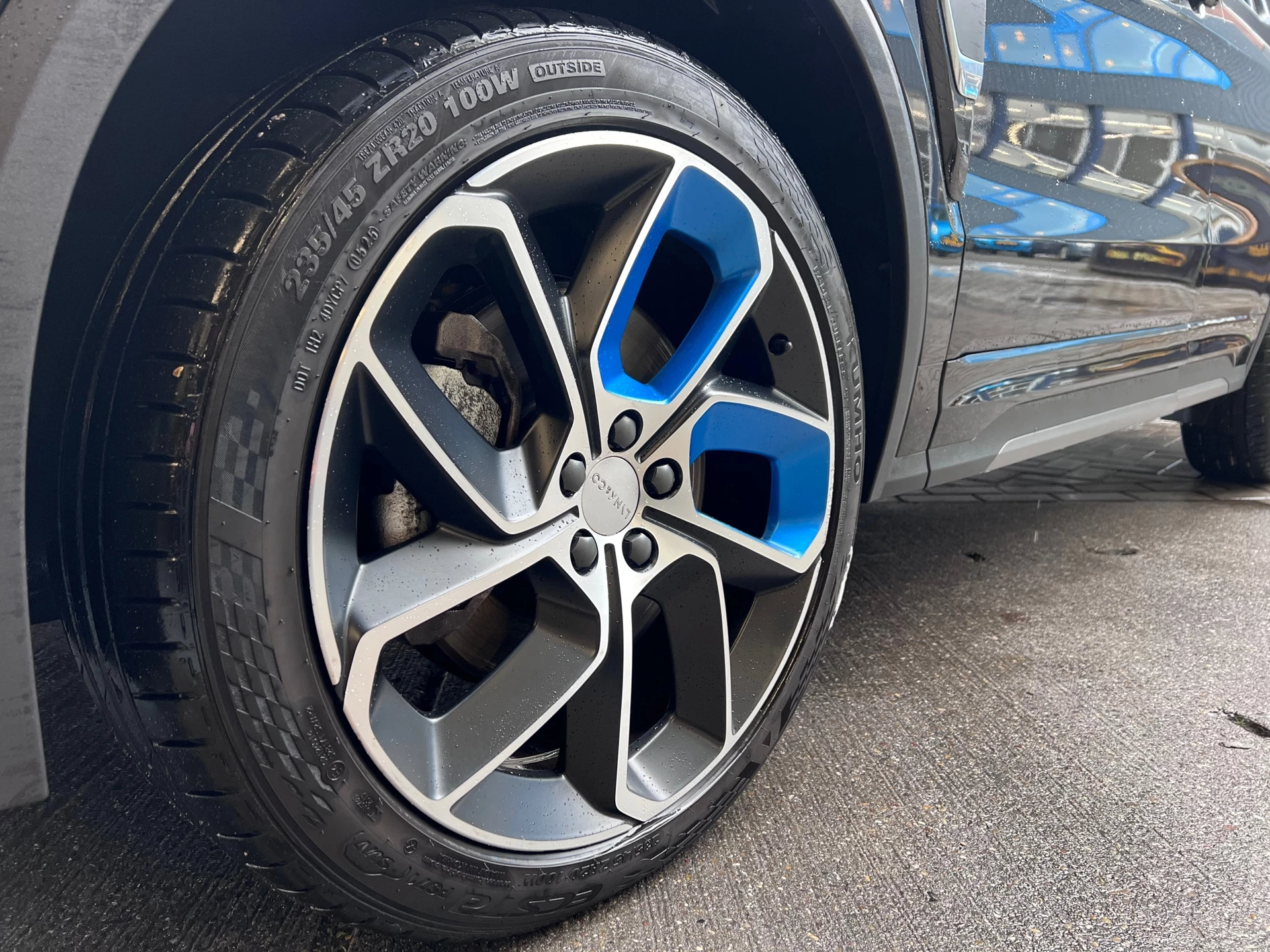 Hoofdafbeelding Lynk & Co 01