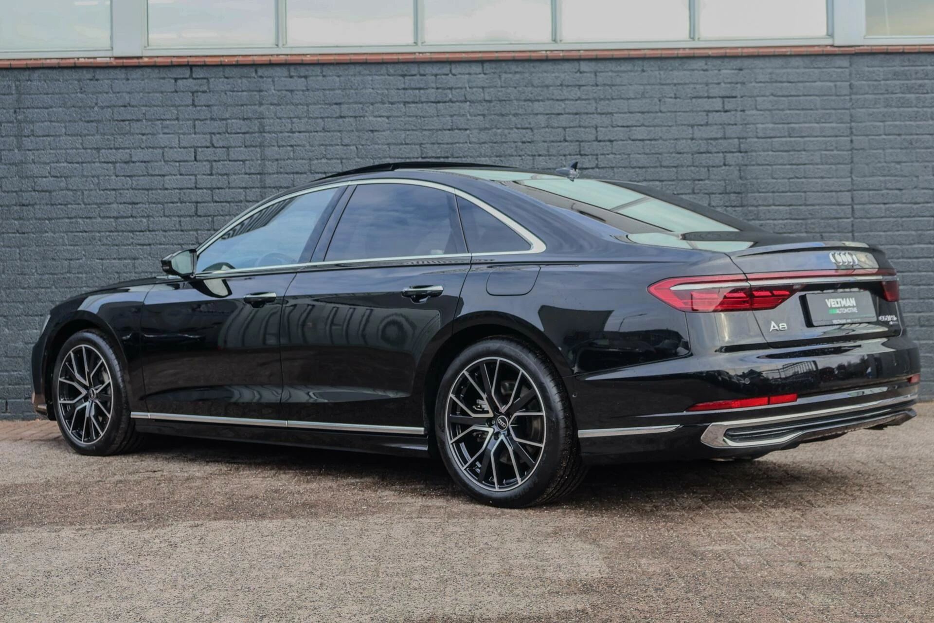 Hoofdafbeelding Audi A8