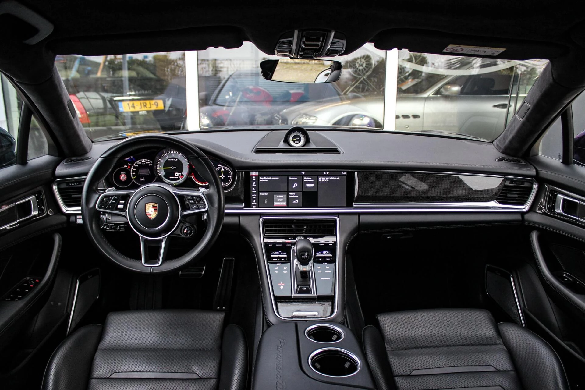 Hoofdafbeelding Porsche Panamera