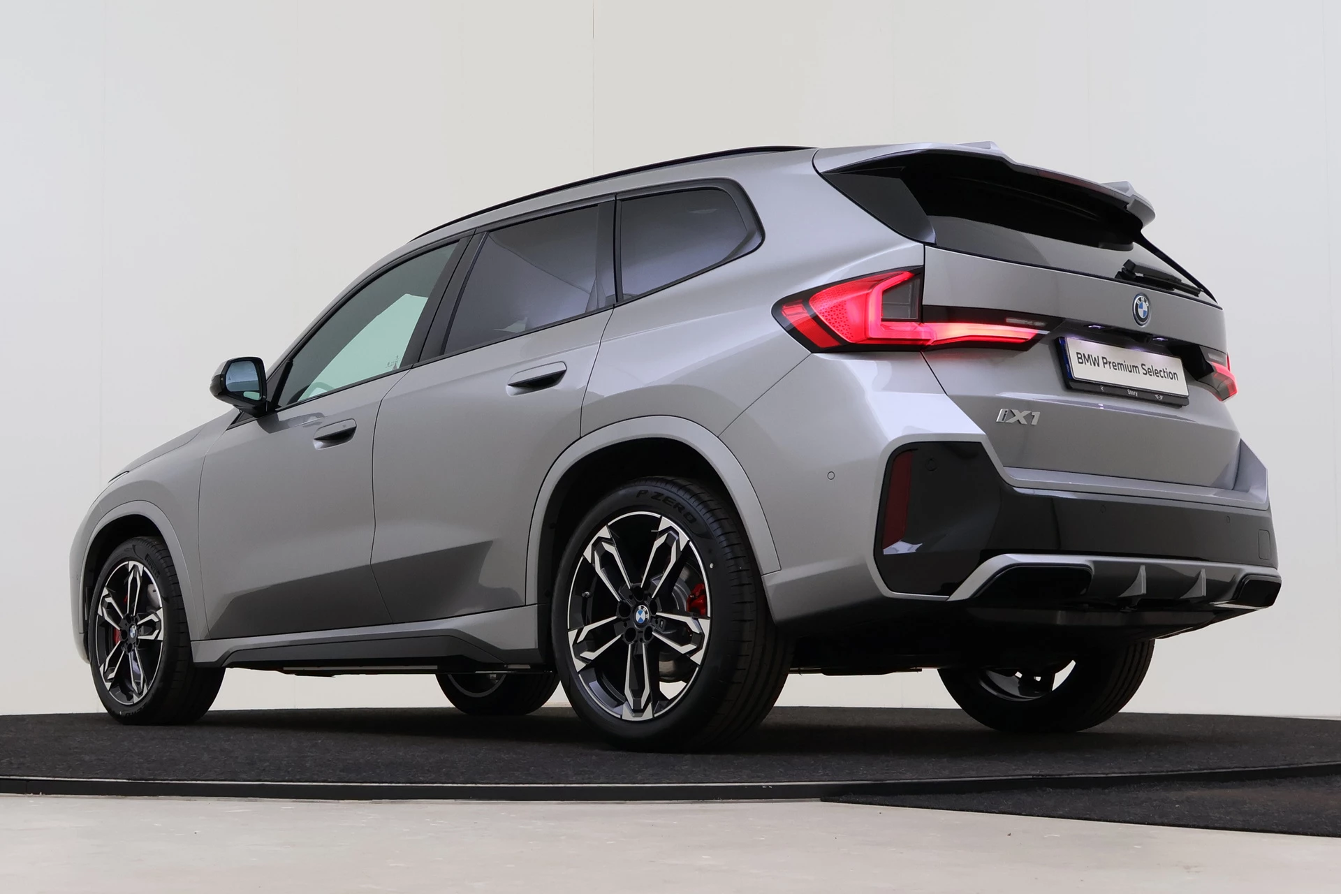 Hoofdafbeelding BMW iX1