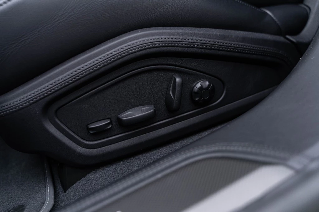 Hoofdafbeelding Porsche Taycan