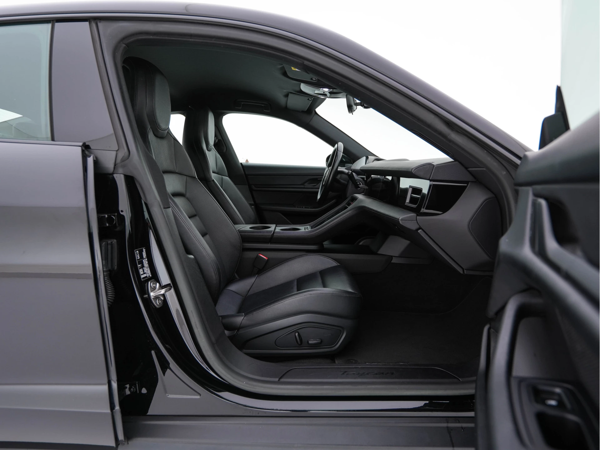 Hoofdafbeelding Porsche Taycan