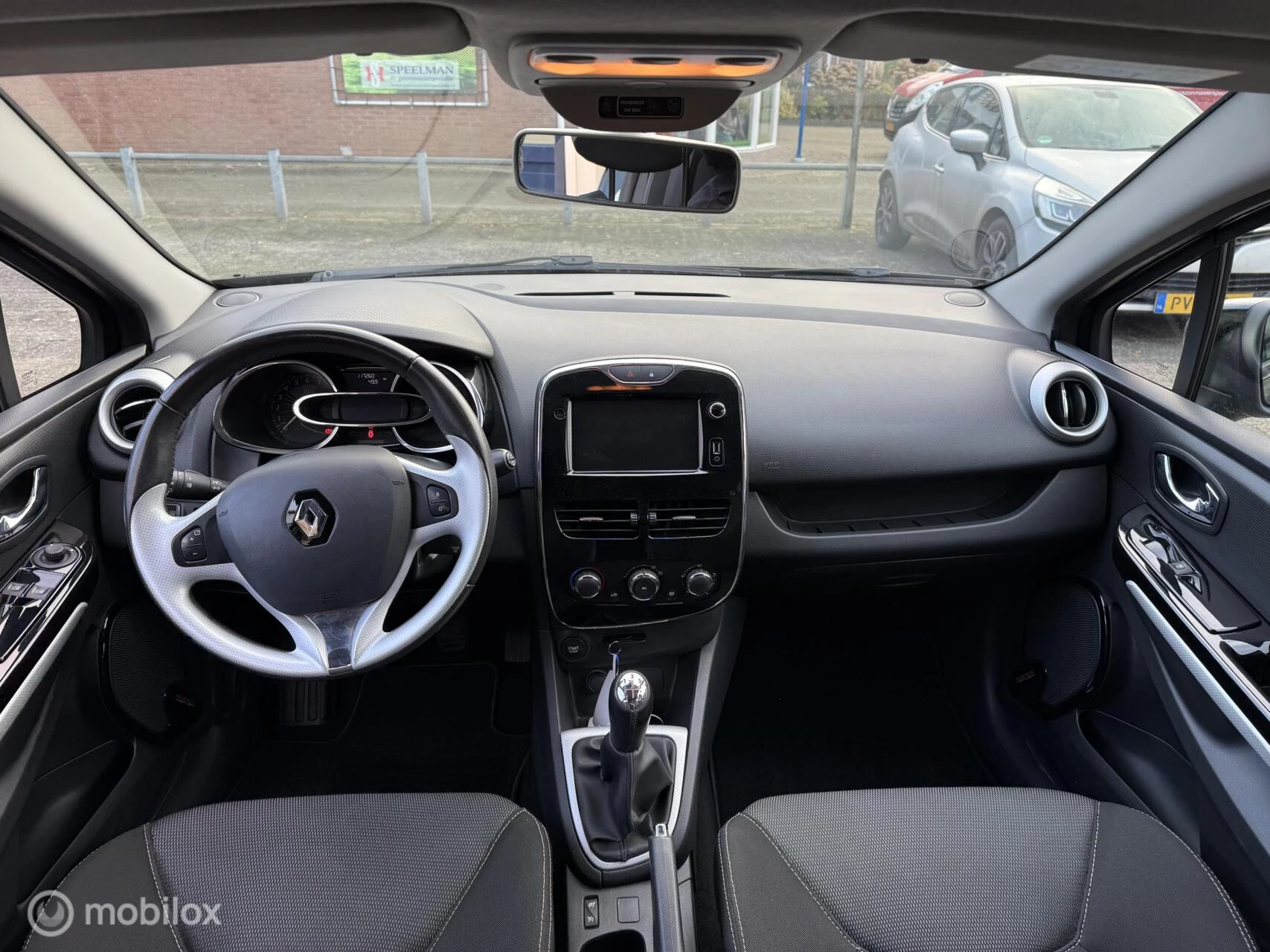 Hoofdafbeelding Renault Clio